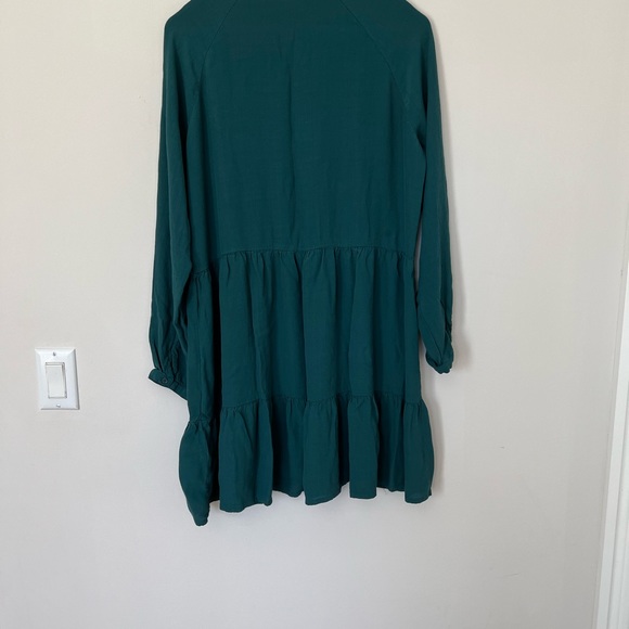 Teal trapeze still dress with wide ruffle. - Picture 2 of 3
